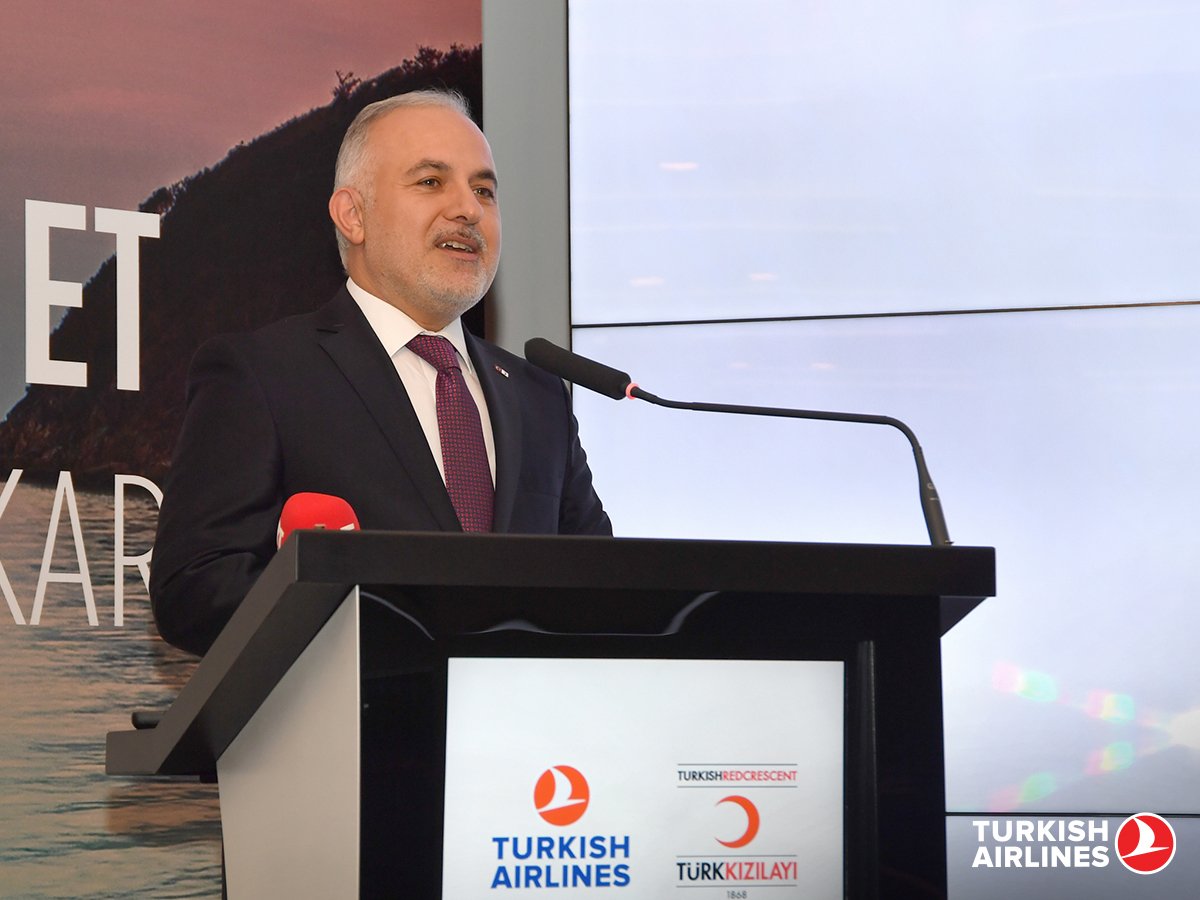 TK_TR's tweet photo. Yönetim Kurulu Başkanımız M. İlker Aycı ve Türk Kızılayı Başkanı Dr. Kerem Kınık insani yardım konulu bir basın toplantısı düzenledi. https://t.co/YMkpQYipqy