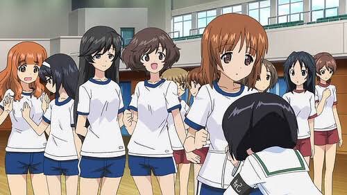 灰色服のプリン ガルパン総合アカウント 麻子 風紀委員長にさせてもらう 遅刻は罰則なしだ そど子 勝手に決めないで 麻子 百点満点の答案を見るが良い ﾊﾞｯ ゴモヨ すごい 輝いて見える パゾ美 つよそう 王にふさわしい