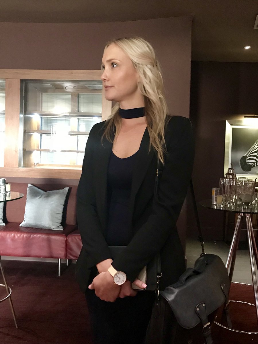 thevibeza's tweet photo. George and Amber are introducing us to the cocktails and the offering of the #TsogoSandtonMile #GinRun https://t.co/N9HtfMhPrF