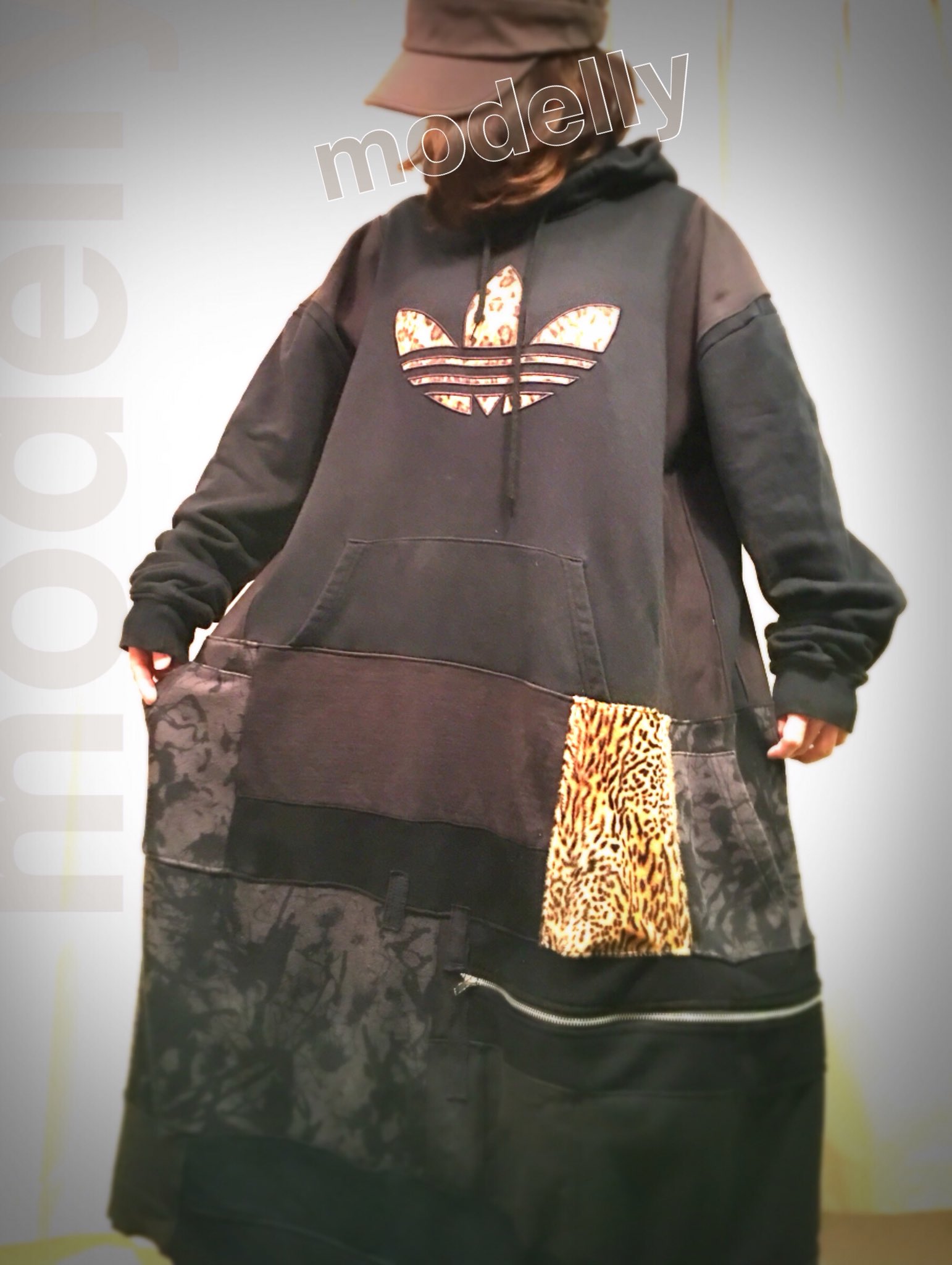 新品kaya（カヤ）リメイク☆adidas modellyレオパードワンピース