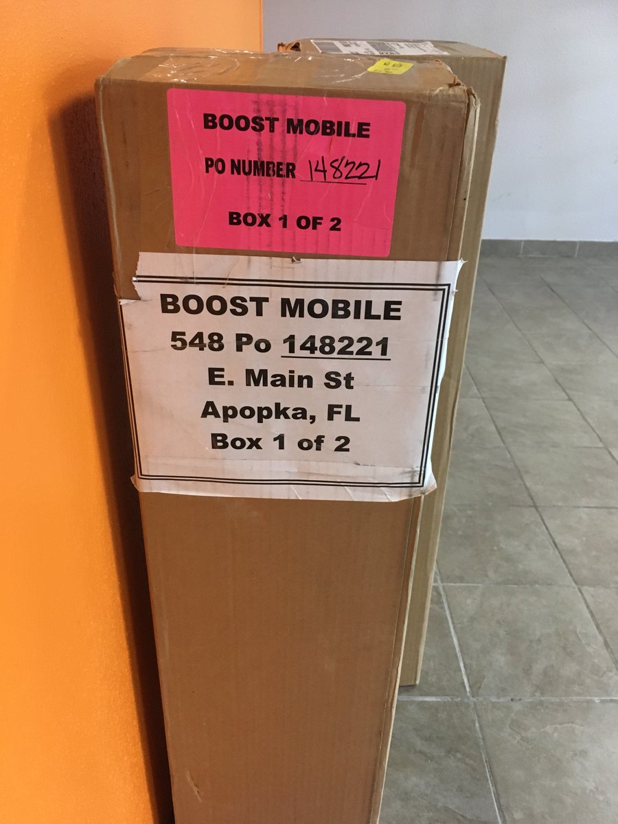 RealBoostApopka's tweet photo. #Before4.0 #LYCWireless
@boostmobile😎
#InstallDay 🙌🏼👏🏼👍🏻
@giancarlocv77
@gfresse @carloscaceresFL
@VictoriaVIP22 #Hello4.0!💥📱📱📱📱📱📱📱📱📱📱 https://t.co/JxRZY45RUg