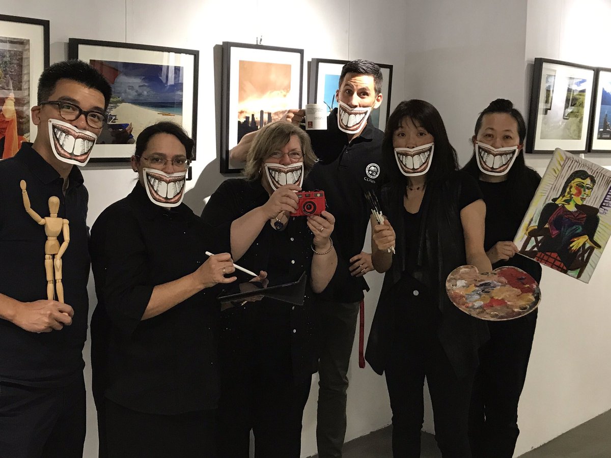 lovenguin's tweet photo. #VartUS Visual #Art department @CDNISComm getting into the #HappyHalloween2017 spirit #cdnishk https://t.co/a6NmHu7kH1