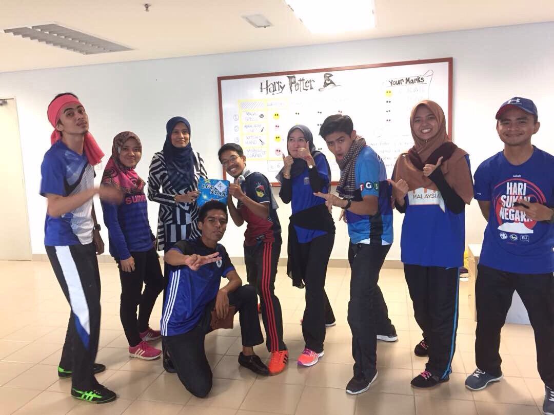 SrExtroleadBOSM's tweet photo. Again &amp; again. Such a great bonding today. Theme : Harry Potter ✨ #decisionmaking https://t.co/as8RF2c44y
