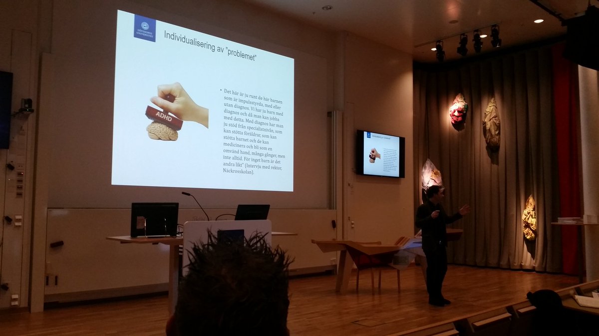 anetteolingu's tweet photo. #forskningpagar Vad är ett brott i skolans värld egentligen och hur hanteras det? Johannes Lunneblad reder ut begreppen. https://t.co/UB8pEnNKa5