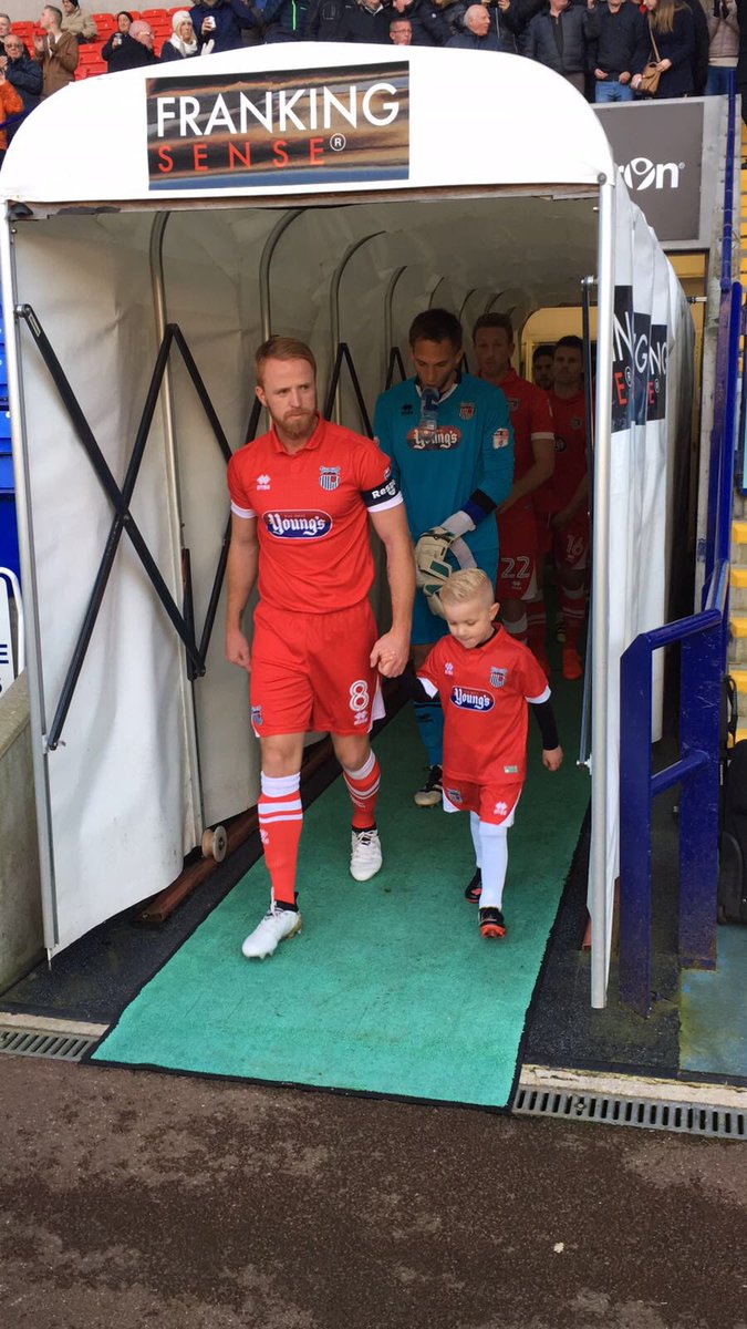 tom_roberts1987's tweet photo. Captain - leader - legend one last farewell for @Dizza20 tonight pack the place out and show your support for a great guy @officialgtfc https://t.co/wTGRFmLHsB