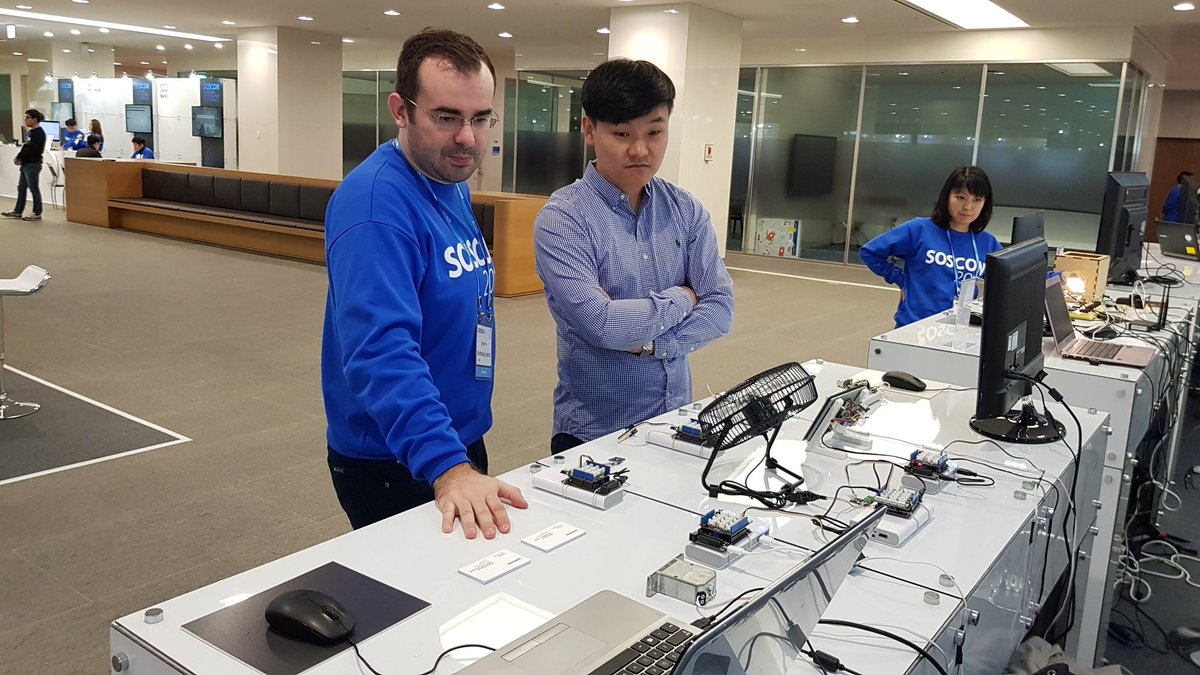 BartekBartel's tweet image. #SOSCON #SOSCON2017 #Seoul #IoT #internetofthings #artik #tizenRT #javascript #nodejs  #smartsensorarray memories from Seoul. Great event!