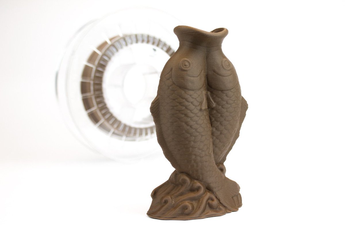 iGo3Dcom's tweet photo. @ColorFabb druckt auf dem #ExperimentalExtruder von @makerbot das #CorkFill #Filament. Mehr erfahrt ihr im Beitrag: https://t.co/5ApipIPEqg https://t.co/daSxRFWGsT