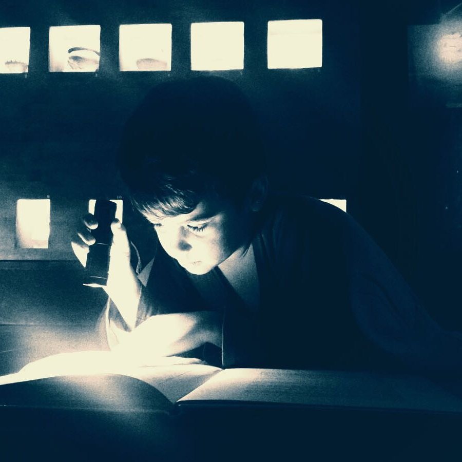 CMuseografica's tweet photo. Pijama, saco de dormir y a vivir numerosas aventuras en el Museo.
Inscripción a partir del 1 de noviembre Colección Museográfica de Gilena. https://t.co/jDu7bqn0D4