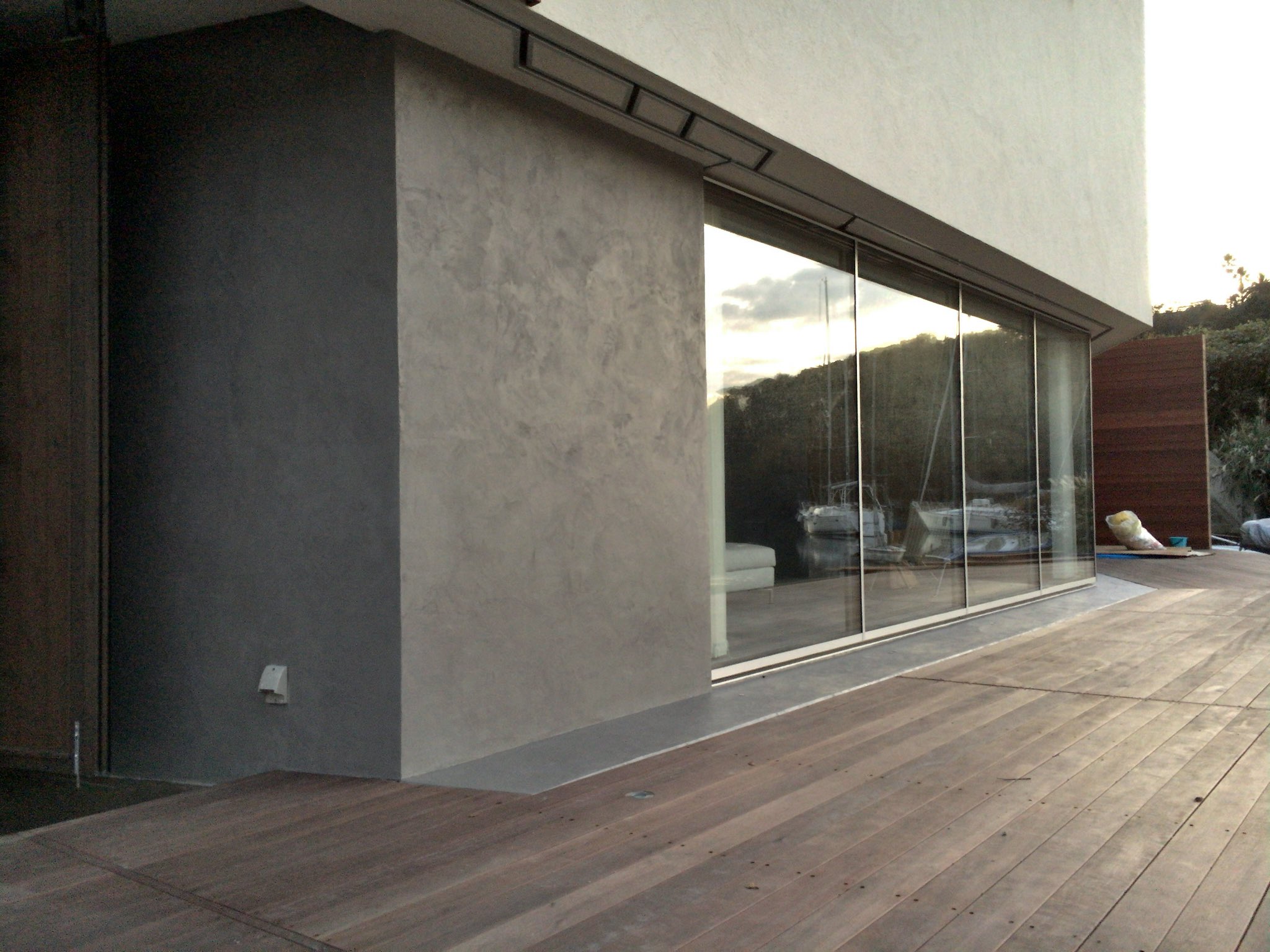 Mortex Mania モールテックスの外壁できました 乾くの早いから 外壁はむずかしい Mortex モールテックス 壁 T Co 4bxtr0ufea Twitter