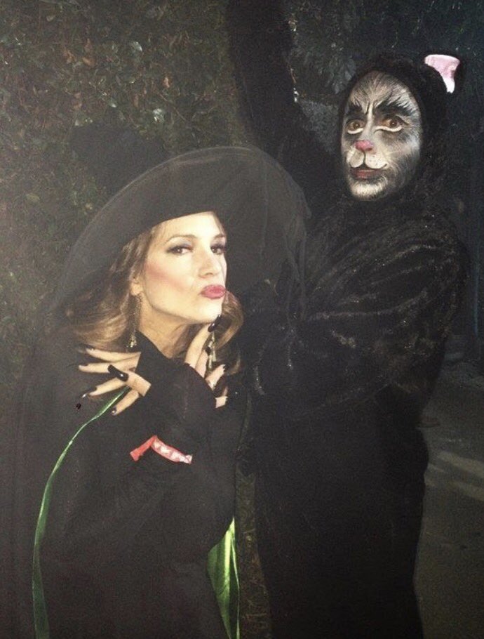 DowneyloverJr's tweet photo. Happy Halloween 👻🎃 https://t.co/Whd2A1cvDz