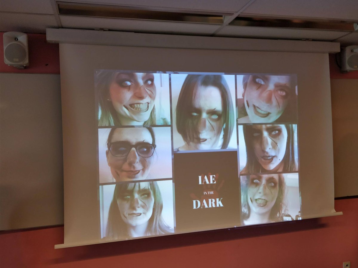 Creative_FC_'s tweet photo. L’ @iaecaen est en mode #Halloween ! Un projet #hack mêlant appli, #beacons, #zombies … #CreativiteDigitale https://t.co/GXtz1NsWSw