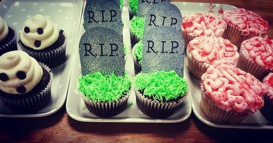 PlantBasedExmth's tweet photo. Skip the trick, treat yourself to a cupcake this Halloween. Brain flavour anyone? 
#vegan #plantbased #whatveganseat #Halloween https://t.co/w9h06rGq4d
