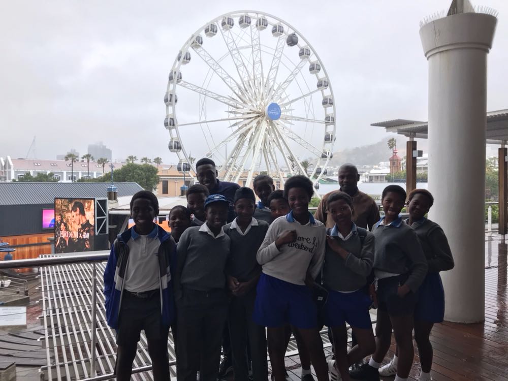 LivingLegendsSA's tweet photo. A huge thanks to @CapeWheel &amp; @Laureus_sa for hosting us last week! Learners from #DalubuthlePrimary loved it. #SportForGood #TurnForGood https://t.co/9X5oc4opje