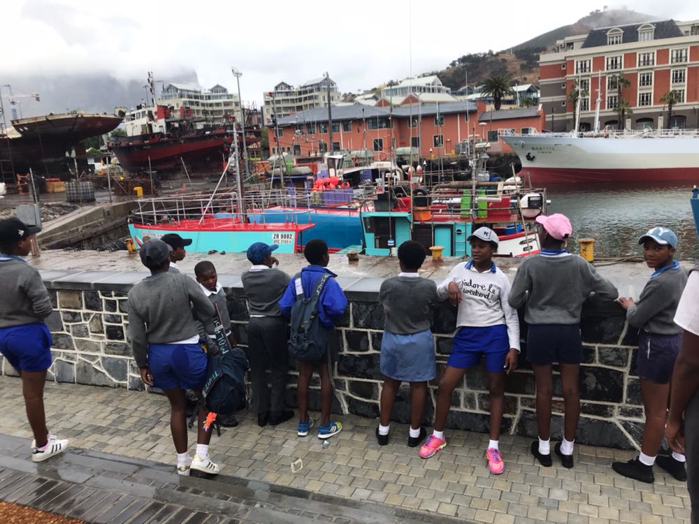 LivingLegendsSA's tweet photo. A huge thanks to @CapeWheel &amp; @Laureus_sa for hosting us last week! Learners from #DalubuthlePrimary loved it. #SportForGood #TurnForGood https://t.co/9X5oc4opje
