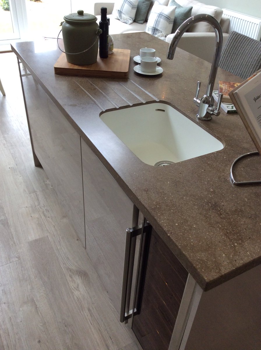 SolidSurfaces_'s tweet photo. #kitchendesign #worktops @nehour @nefollowers Corian solid surface worktops made in Middlesbrough. find us here. https://t.co/IAASZSaKgY https://t.co/LG5xaF833n