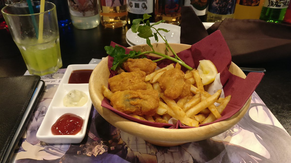 pouelman's tweet photo. Fish ans chip FF on va dire! #FFCafe https://t.co/71M12Mv6hO