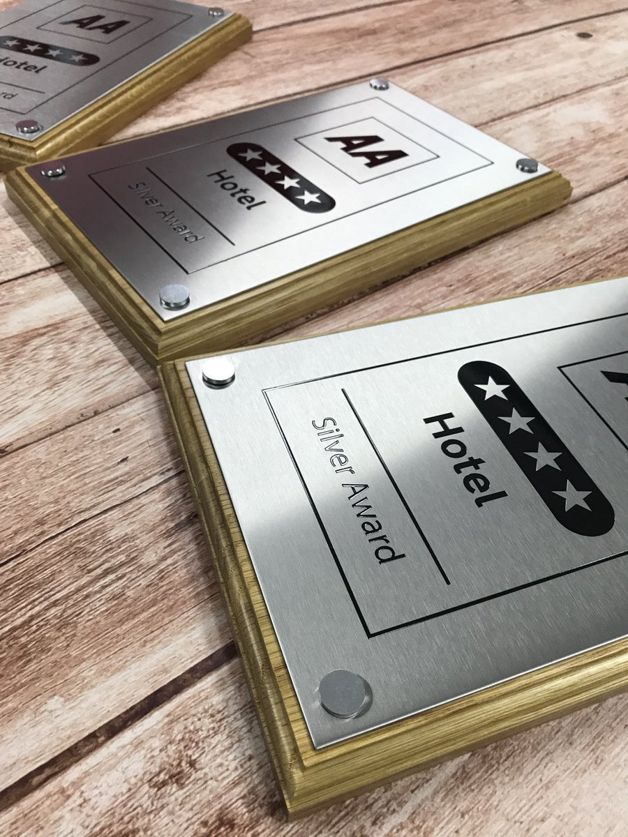 MintSigns's tweet image. #engravedsigns with or without #woodenplaque in a variety of #metals &amp;amp; finishes. #stainlesssteel #brass #brushedsteel #engraving #signage