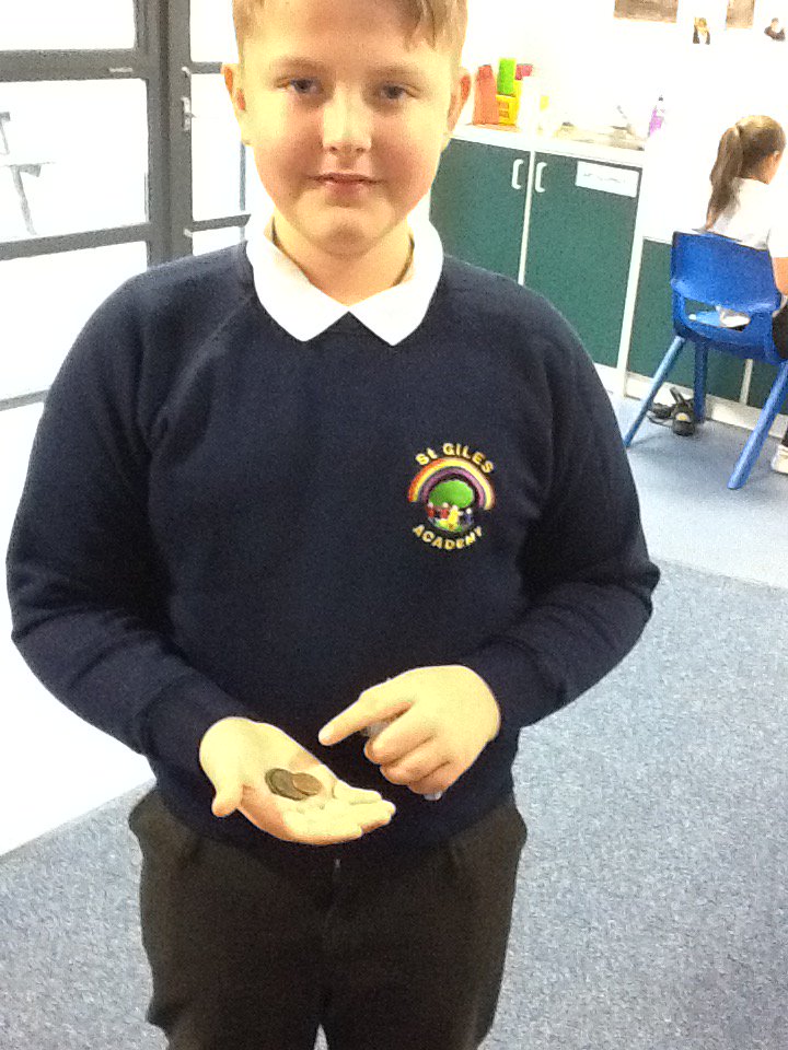 stgac_10's tweet photo. Showing off some Tudor coins #sharedlearning https://t.co/laKSxRx2eO