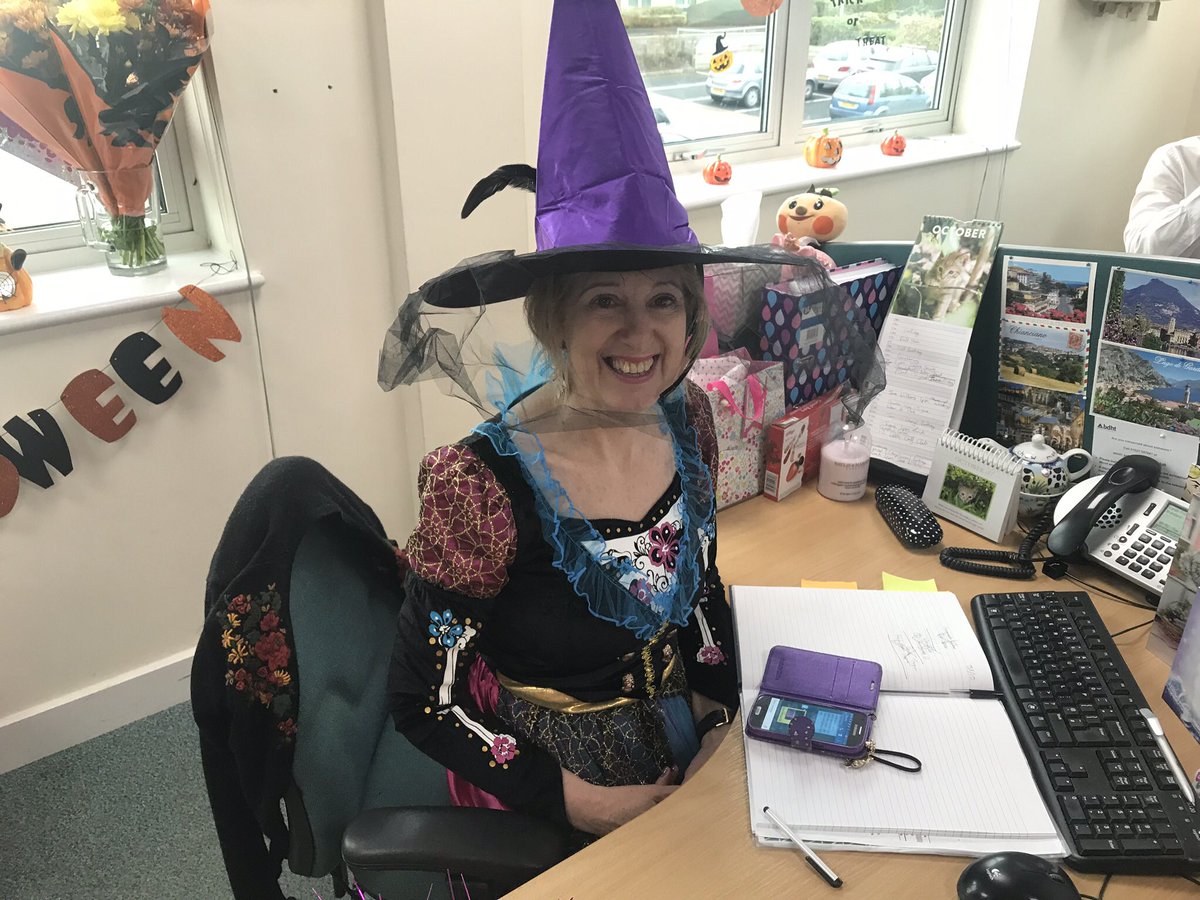 bdht's tweet photo. It’s Lynda’s birthday today......and Halloween 🎃! Spooky coincidence? #friendlywitch #bdht https://t.co/jlhViOvSbK