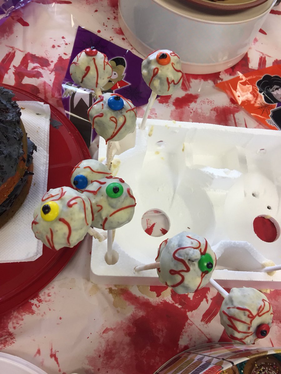 VirginWines's tweet photo. We love a little #Halloween action here at VWHQ. Today we’ve got some spook-takular sweets to raise money for @nelsonsjourney #Halloween2017 https://t.co/IFv0K3H9Ls