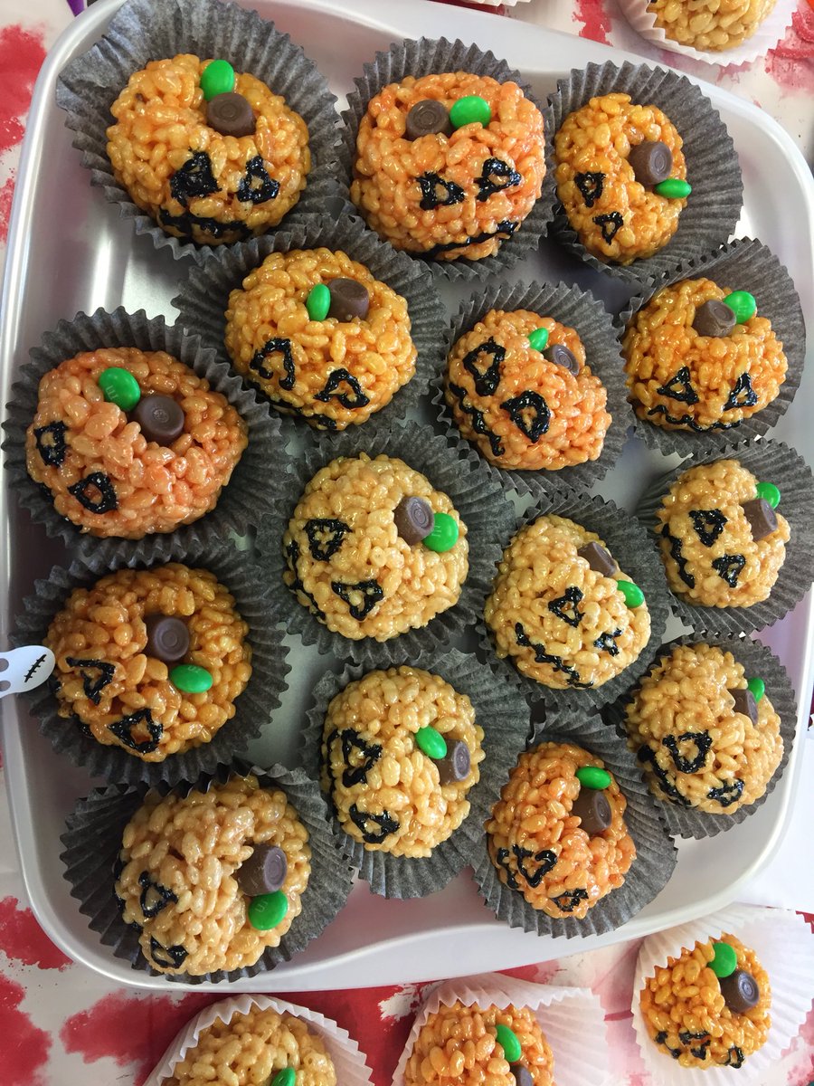 VirginWines's tweet photo. We love a little #Halloween action here at VWHQ. Today we’ve got some spook-takular sweets to raise money for @nelsonsjourney #Halloween2017 https://t.co/IFv0K3H9Ls