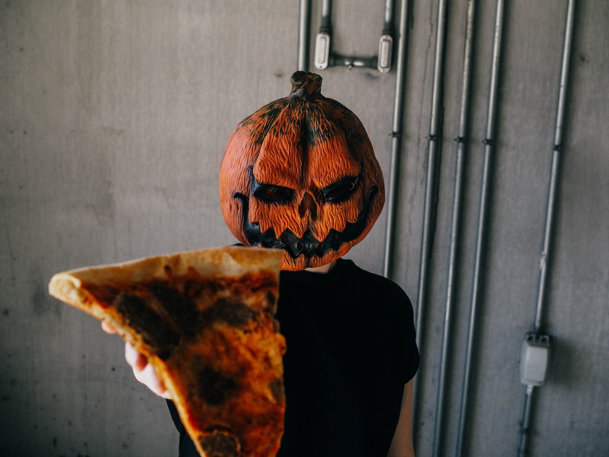 WeareOWD's tweet photo. π Happy Hallooweenπ Cenad bien antes de los #jaggerbombs de esta noche! #Halloween #Party #Festivo #OWD #Jaggermeister https://t.co/gyLJ8OIPse