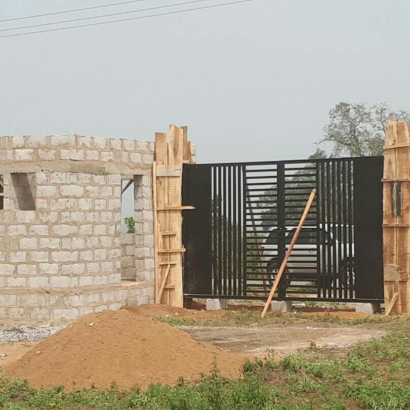 PisonProperty tweet picture