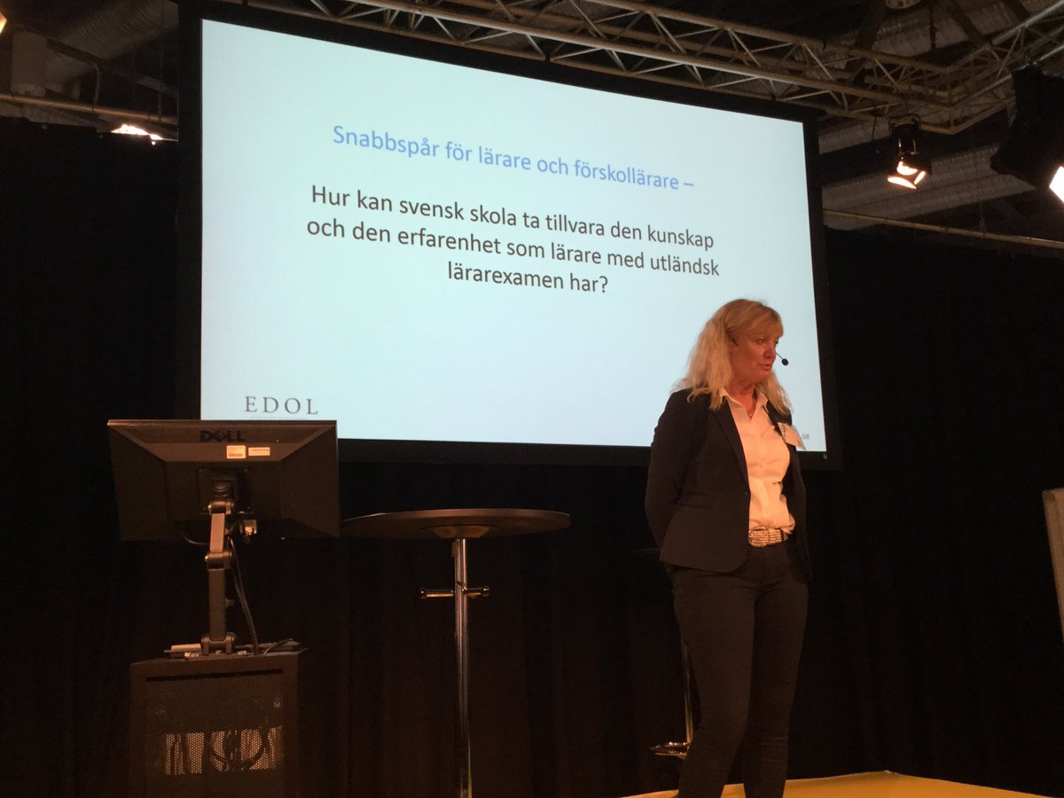 . <a href="/MarieHolmEdol/">Marie Holm</a> berättar om snabbspåret i Örebro på #skolforum