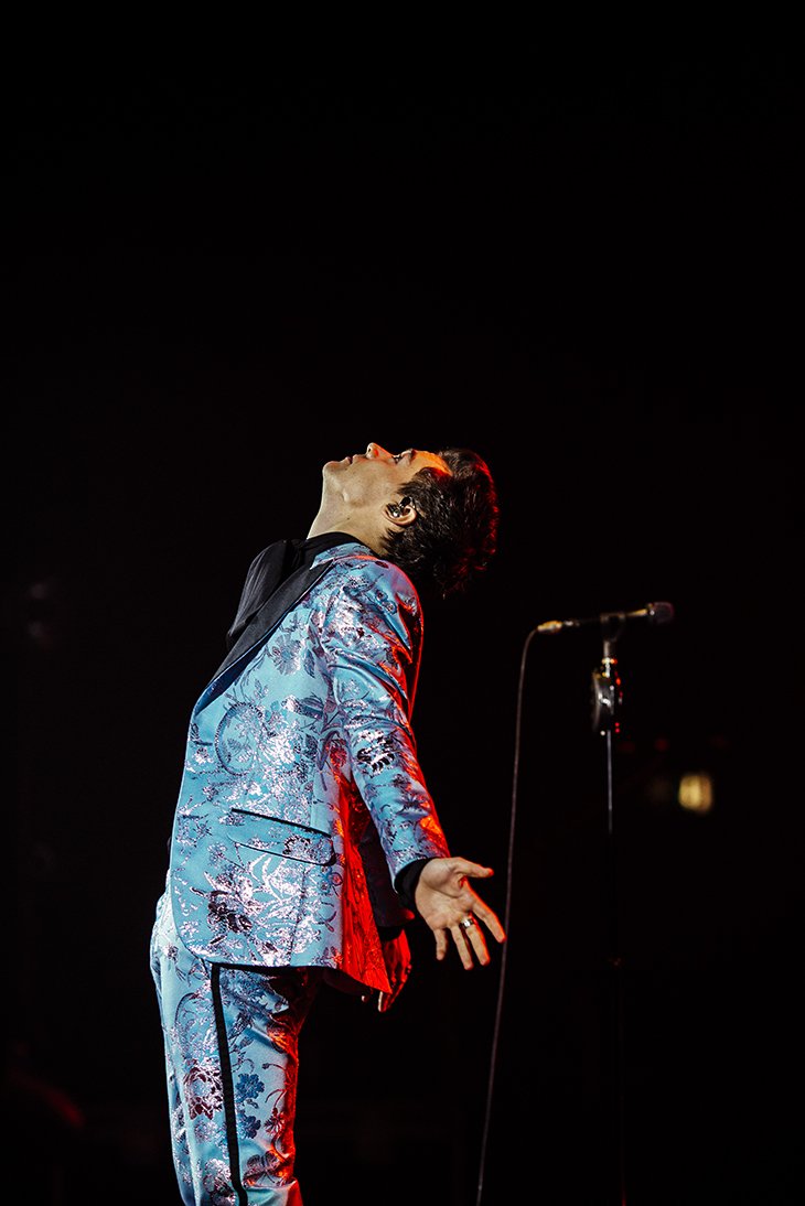 SonyMusicUK's tweet photo. Thanks for a wonderful evening at the Eventim Apollo, @Harry_Styles. https://t.co/suzPUMwSty