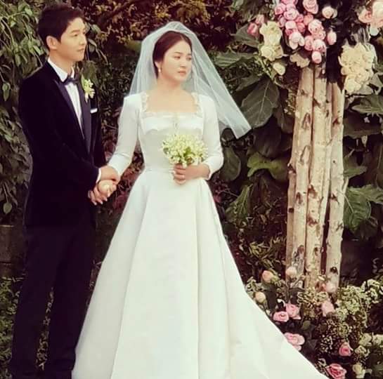 _jessgotlucky's tweet photo. Happy Ending ❤

#SongSongCoupleWedding https://t.co/a6B4YILLCL