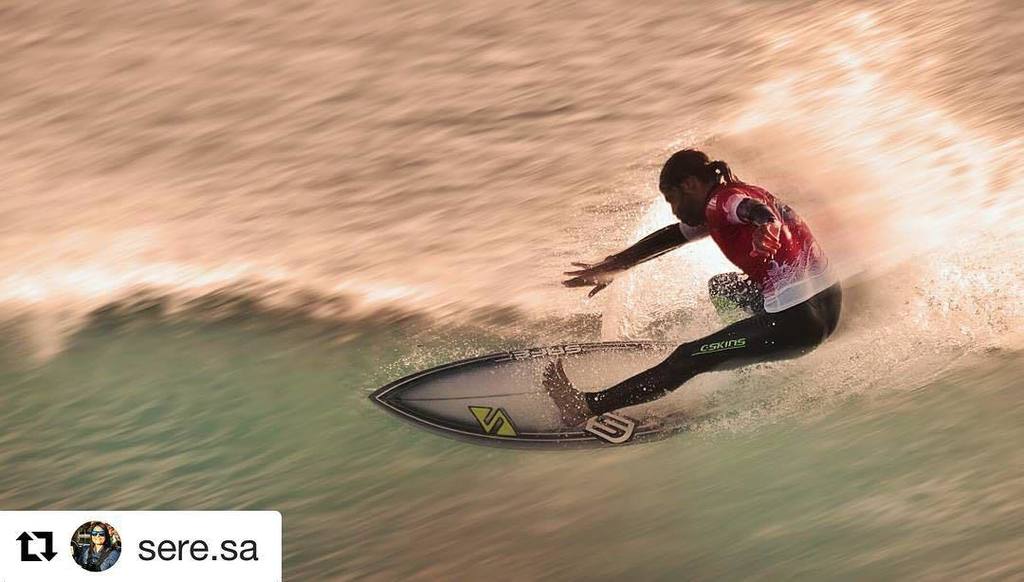 sardegnarubata's tweet photo. Che fulmine... 🏄🌊🌞🌅🌞🌊🏄 #surfgames #minicapo #fiswsurfgames #surfer #oristano #sardegna #lanuovasardegna #unionesar… https://t.co/Oc7yOuauXf https://t.co/3F2WPbKzC6