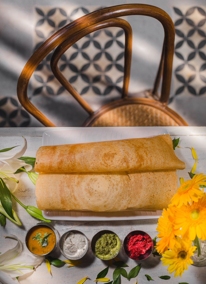 madrasdiaries's tweet photo. The dosas of your dreams. https://t.co/NJ26UvQGad