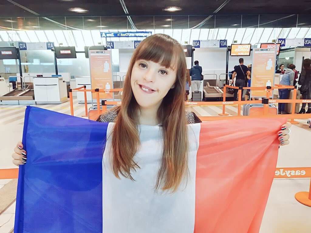 Félicitations à @CarlaRapicano pour ses deux titres de championne d'Europe de natation T21, hier et aujourd'hui à Bobigny ! 👏