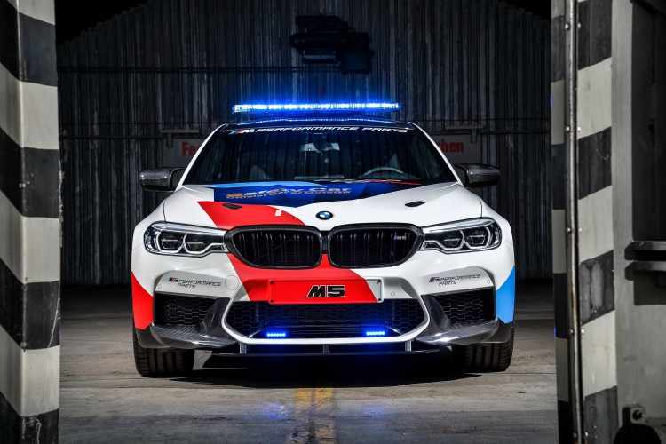 MundoCochesinfo's tweet photo. El nuevo #BMW M5 #MotoGP Safety Car 2018 debutará en el #ValenciaGP ➡ https://t.co/BIHo2VaOea
@BMWGroupPrensa https://t.co/RAYV55vWKD