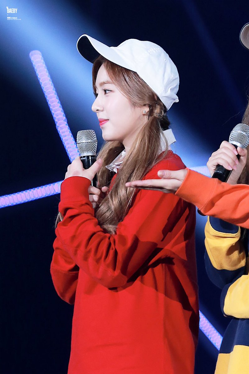 n년전 오늘의 아이린 봇 tweet media