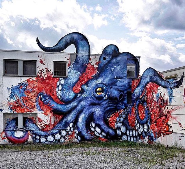 brababella's tweet photo. #Streetart News #DanielMacLloyd, #SmugOne, #WDDrawing https://t.co/M5cahFRTbk in evidenza la #piovra tentacolata di Daniel Mac Lloyd #murals https://t.co/xrsJuutkrc