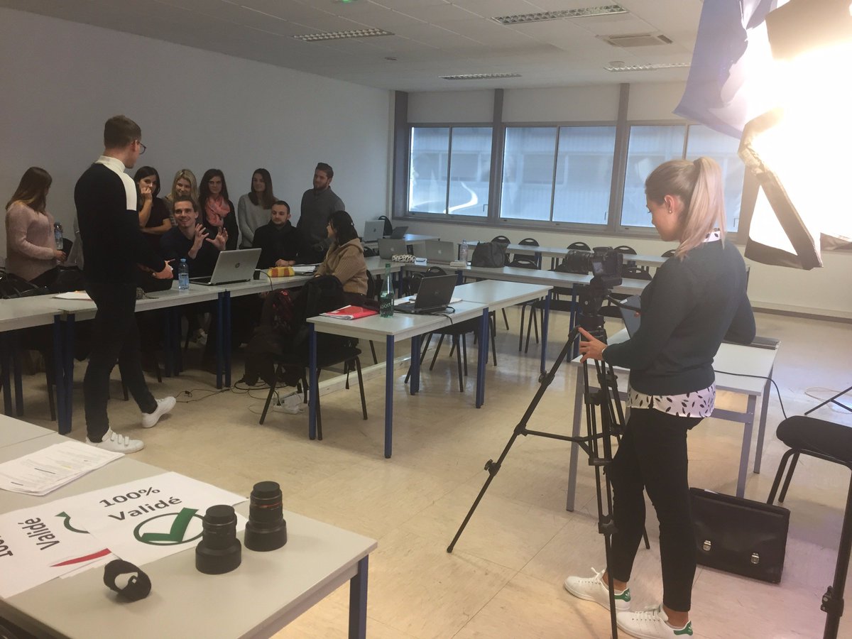 wizfilmsprod's tweet photo. Le tournage du GALA 2017 #PigierPerformance à @villedebesancon est en cours :) https://t.co/RvGcamoEFa