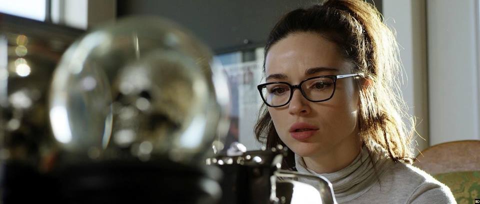 CrystalReedItal's tweet photo. #NEW Still of Crystal as Beth in Incident in a Ghost Land. https://t.co/fFIzDGokHK