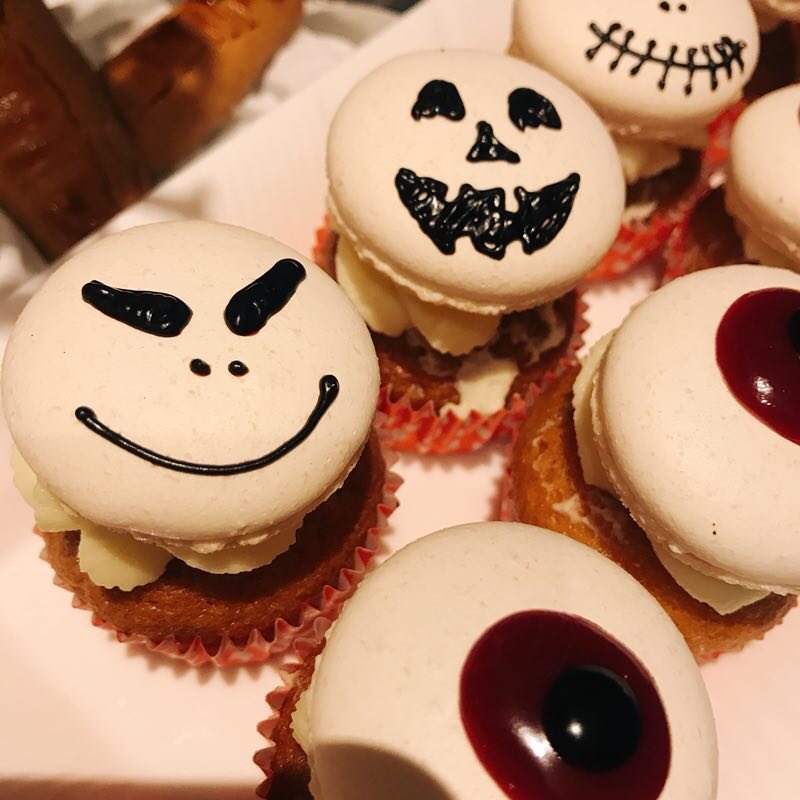 SofitelMacau's tweet photo. Happy Halloween🎃 #sofitelworld #sofitelmacau #halloween #happytime #enjoylife #pumpkin #enjoy #dessert #party #partytime #partynight https://t.co/KFLOB7ZpjB