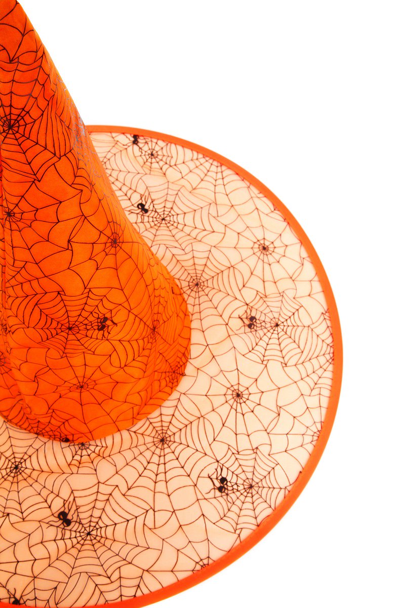 Discover_Jrnls's tweet photo. How are Halloween costumes depicted in the media? Our author shares more: https://t.co/fiv4043pPB https://t.co/eBJZkQIJa6