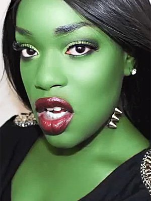 #BeTheChange, #HappyHalloween: Mehr Süßes als Saures wünschen euch die Teams von GreenMania und Das grüne Blatt.
cdn3.gurl.com/wp-content/gal…