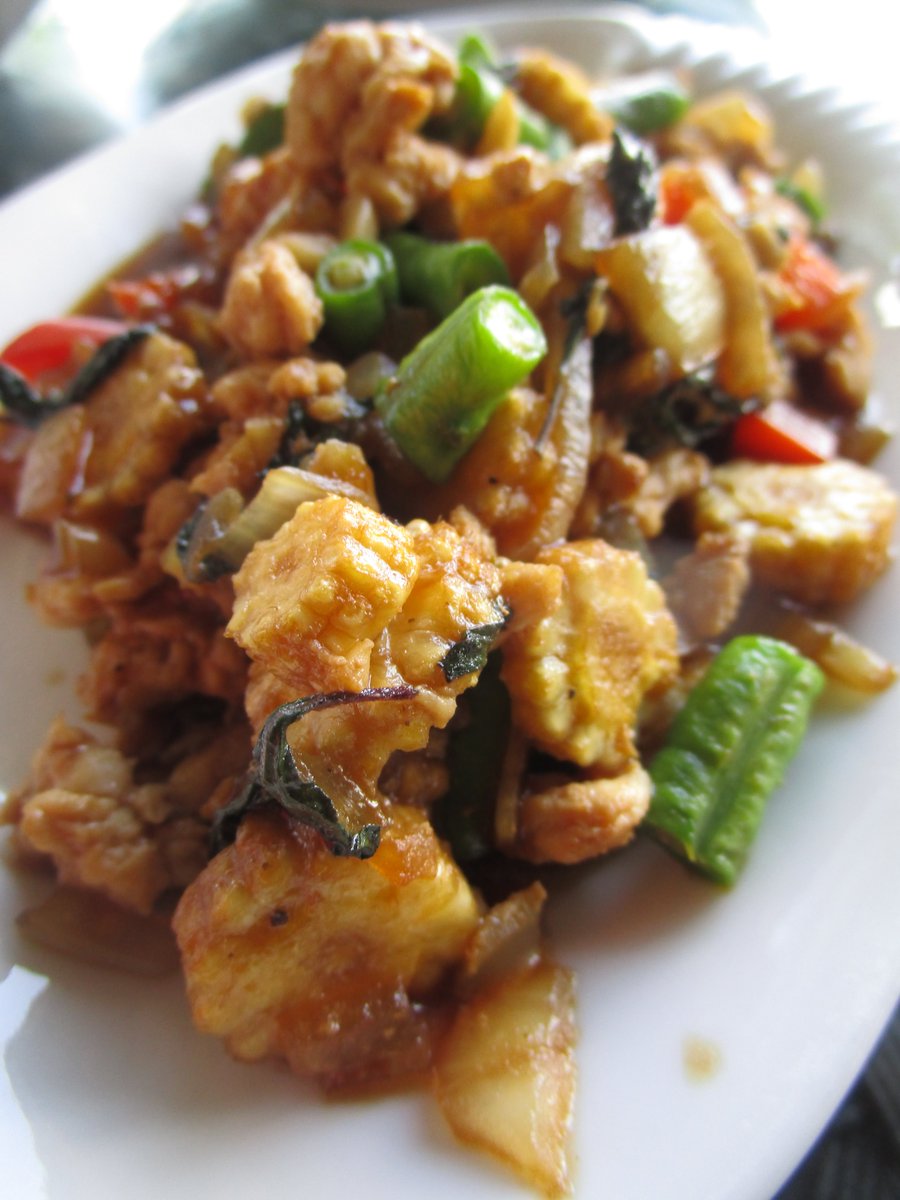Thai_Food_Chef's tweet photo. Come try it for yourself
#cookingclass #thaifood #Phuket #Thailand #foodie #foodphotography #cooking #travel #PhuketThaiCookingAcademy https://t.co/2ZLicKCo9D