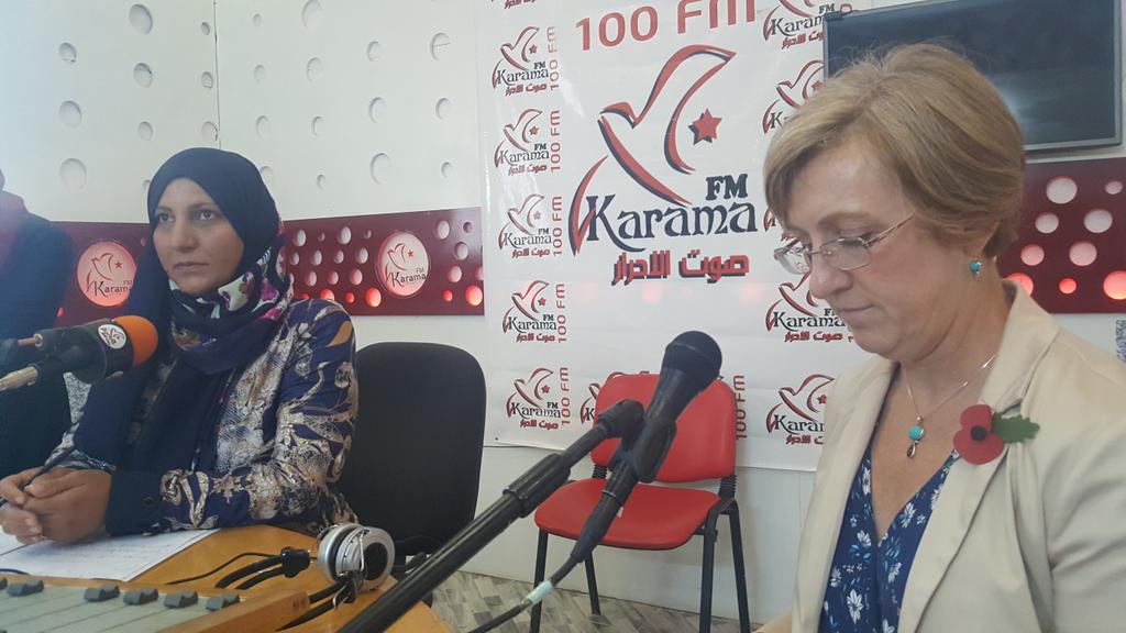 UKinTunisia's tweet photo. @LouiseADeSousa live on #KaramaFM in #Sidi_Bouzid #regional_development
الآن حوار السفيرة #لويز_دي_سوزا على راديو كرامة في #سيدي_بوزيد https://t.co/N1AbTFMjj0
