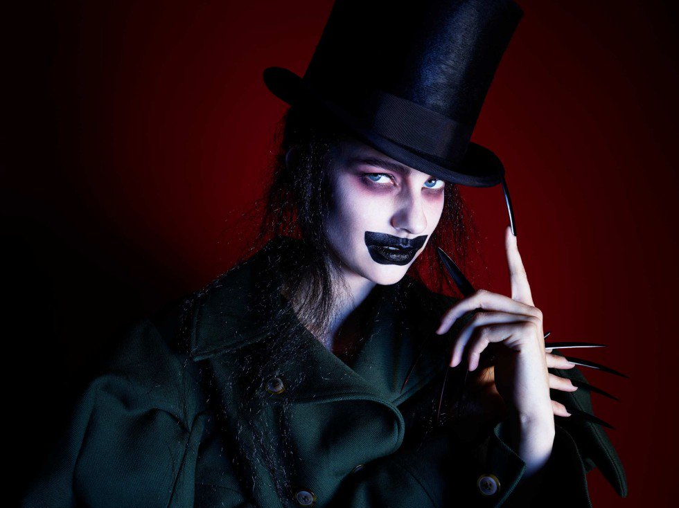 The_FullService's tweet photo. HAPPY HALLOWEEN FROM THE FULL SERVICE 
[📷 : @vicky_lawton ] https://t.co/r5O9xj3m24