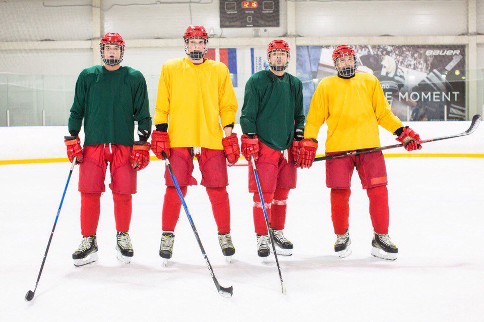 molodejca's tweet image. Ураа!!! Для всех поклонников молодежки 🍀♥
Официально, 6 сезон будет!!!)))💪👏
Ну а пока-что, ждите продолжения✌#молодежка5
#костров #мол...