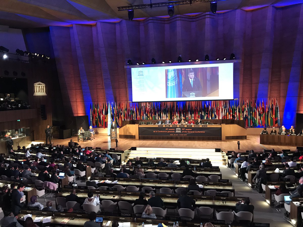 UN_PGA's tweet photo. Speaking at @UNESCO now. Stressing that multilateralism is needed more than ever. #UnescoGC #LeadersForum https://t.co/oz73G7FQi3