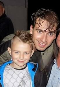 suttiebethk's tweet photo. Bringing this dude to see you guys at Assai @TheLaFontaines @KerrOkan #LittleManBigFan https://t.co/rwo6VxBCwU