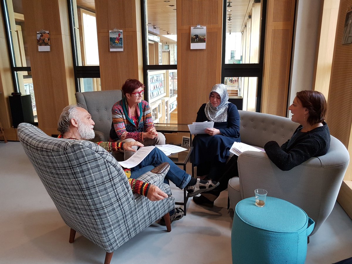 DialoogArnhem's tweet photo. Steeds meer tafels in Arnhem worden ingevuld. Zit er een tafel bij waar jij aan wilt schuiven? Kijk snel op https://t.co/4oZniTt33S https://t.co/tzm4vv18Jd