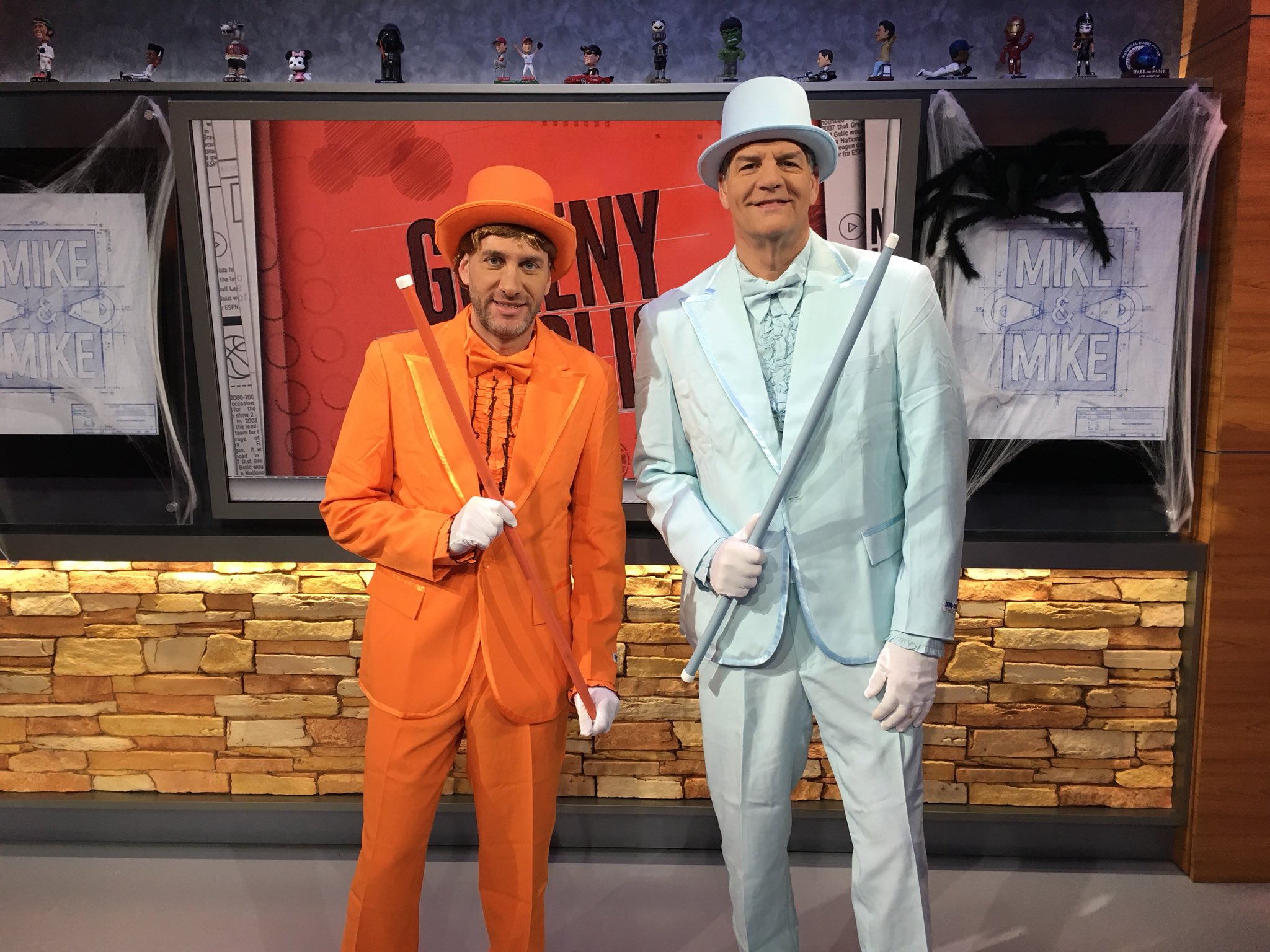 Golic and Wingo on Twitter "Start your Halloween with Dumb & Dumber