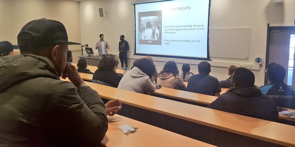 Cole_Therapy_Ed's tweet photo. Next up, the lovely @UEL_News alumnus Richie Robins @UELSports #STEP2017 #Careers https://t.co/50gmuSyj0V